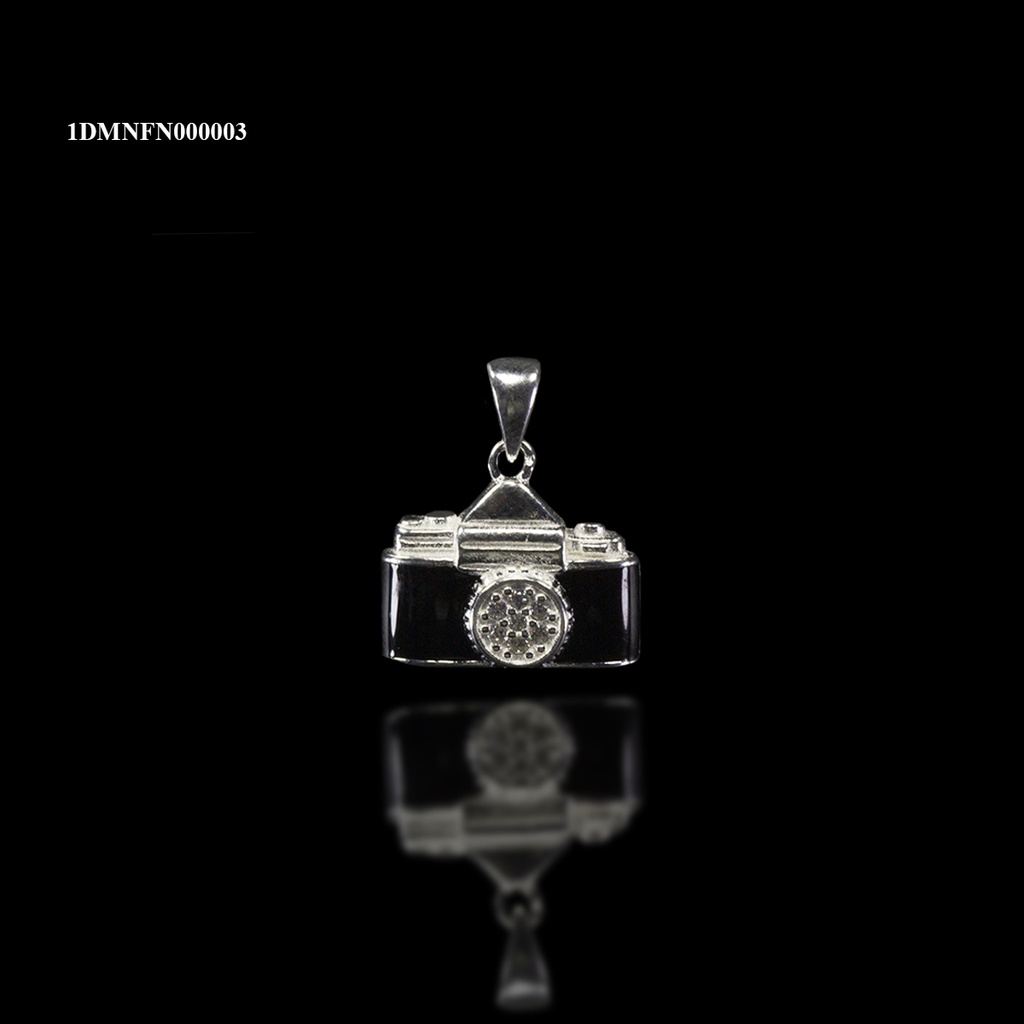 [1DMNFN000003] DIJE MICRO COMBINADO CON ESMALTE CAMARA NEGRA